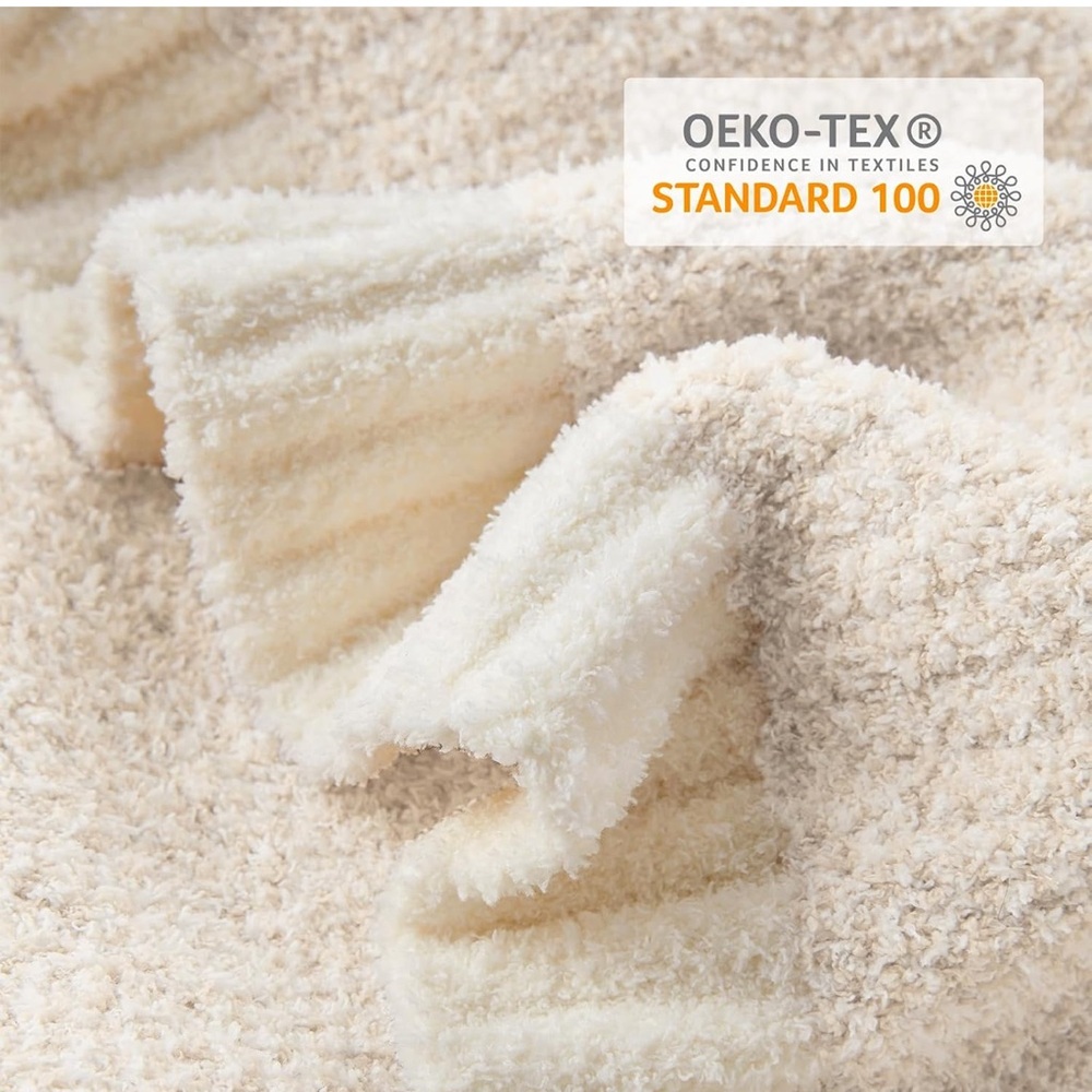 Elegant Gray Throw Blanket